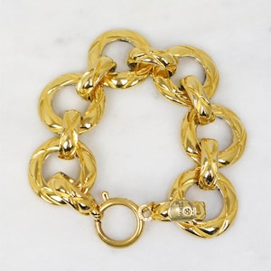 CHANEL 1980s Vintage Gold-Tone Metal Link Bracelet Matelassé Design Statement Jewelry Costume Fashion Jewellery