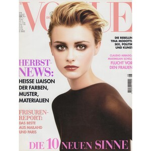VOGUE GERMANY August 1996 Vintage Fashion Magazine 1990s Retro Birthday Anniversary Christmas Gift Present Photos Ads Advertisements