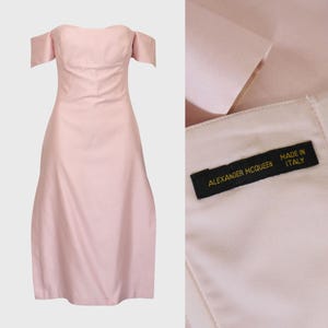 ALEXANDER MCQUEEN Spring 2001 &quot;Voss&quot; Vintage Pastel Pink Off-Shoulder Dress Y2K 2000s Designer Fashion Collectible Size Small US 6