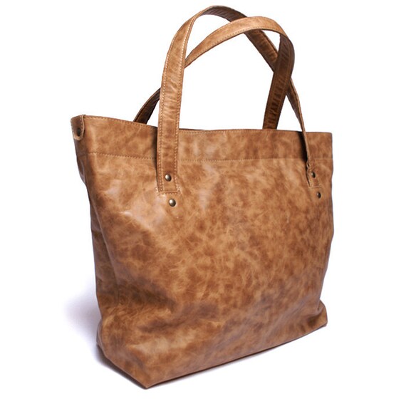 Items similar to SALE Leather bag , minimalist leather oversized bag ...