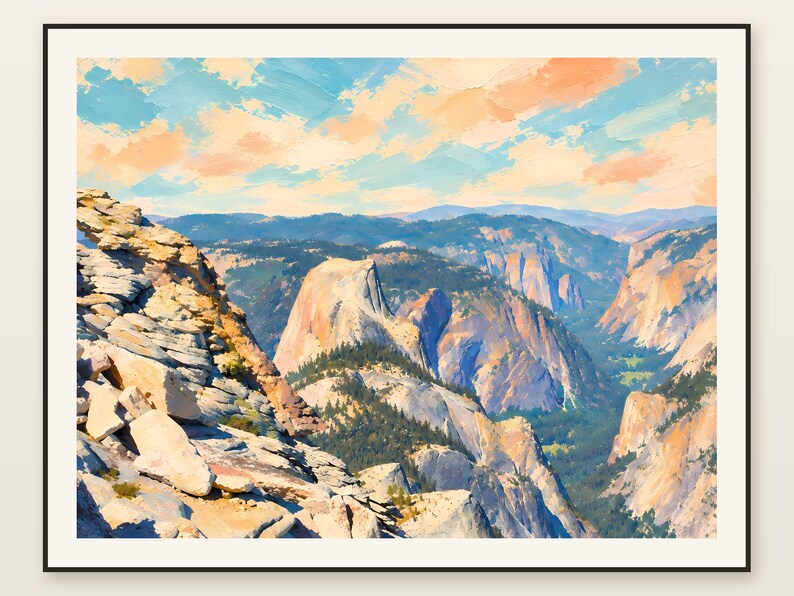 K&ouml;nnte beinhalten: Ein gerahmtes Landschaftsgem&auml;lde des Yosemite-Nationalparks mit dem Half Dome im Zentrum, umgeben von schroffen Granitfelsen und tiefgr&uuml;nen Kiefernw&auml;ldern unter einem Himmel voller hellblauer und pfirsichfarbener Wolken.