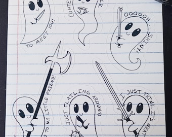 Può includere: Set di 6 adesivi fantasma con diversi detti. I detti includono "Coltello per incontrarti!" "Contemplare l'omicidio" "OoooOoh Brillante!" "Di ciao al mio piccolo amico!" "Solo a sbattere in giro" e "Penso solo che sia fantastico".