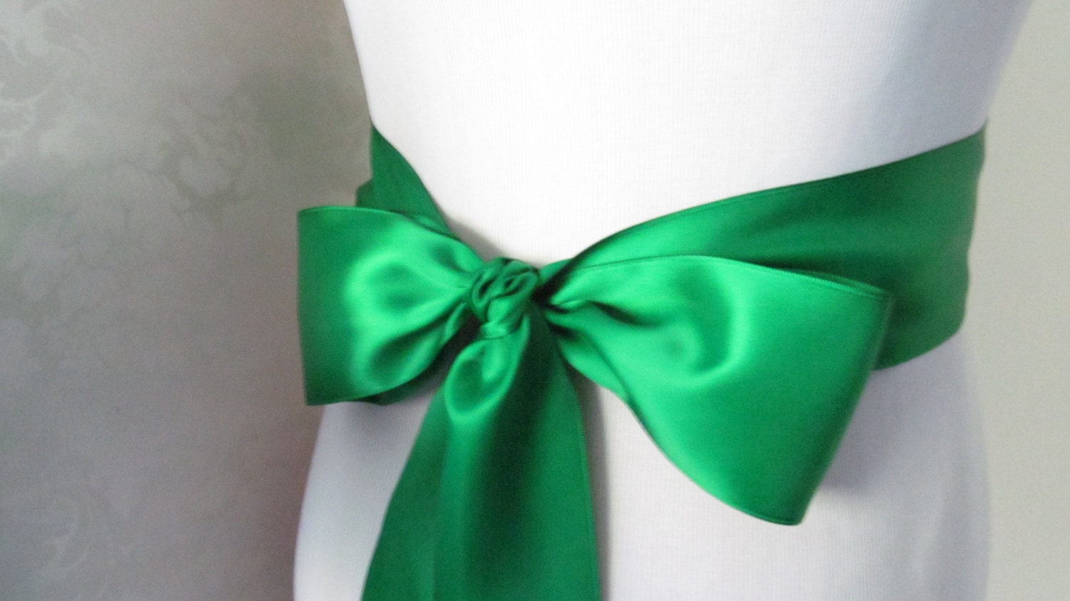 4 Inch x 24 Yards Thick Dark Green Ribbon, Wide Satin Ribbon, Large Dark  Green Ribbon for Making Bow, Gift Wrapping, Cuttings Ceremony, Wedding  Chairs