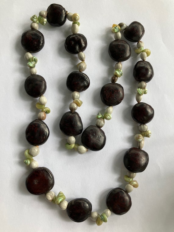 Vintage Hawaiian Macadamia Nut and Shell Necklace