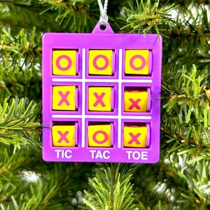 Tic-Tac-Toe Game Ornament (4 colors)