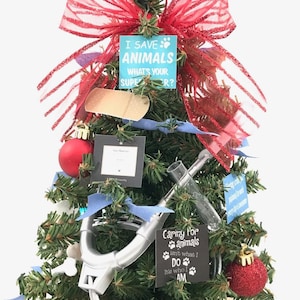 Veterinarian Themed 18&quot; Christmas Tree