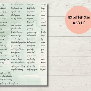 K&ouml;nnte beinhalten: Ein hellgr&uuml;nes und wei&szlig;es Blatt zum Ausdrucken mit inspirierenden Zitaten und S&auml;tzen. Das Blatt ist so gestaltet, dass es wie eine Notizbuchseite mit einem Aquarellhintergrund aussieht. Der Text enth&auml;lt S&auml;tze wie "Das Leben ist nichts als eine Reise", "Zwei Welten, eine Sonne", "Wild und frei", "Wandern", "Lass die Reise dich ver&auml;ndern", "Umarme neue Anf&auml;nge", "H&ouml;re niemals auf zu erforschen", "Sammle Erinnerungen, nicht Dinge", "Nimm immer die malerische Route", "Schreibe deine eigene Geschichte", "Die Reise ist das Ziel", "Lass los und sei du selbst jetzt", "Morgen ist ein anderer Tag", "H&ouml;re auf deine Tr&auml;ume", "Einen Tag nach dem anderen", "Heute ist ein gro&szlig;artiger Tag f&uuml;r einen guten Tag", "Das Leben ist ein Abenteuer, kein Ziel", "Es gibt eine Welt da drau&szlig;en, die darauf wartet", "Wenn du nichts riskierst, dann riskierst du alles". Das Blatt ist mit "US Letter Size 8.5"x11"" beschriftet.