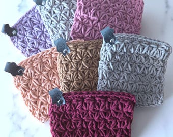 Crocheted coaster – Scandinavian design made from cotton cord