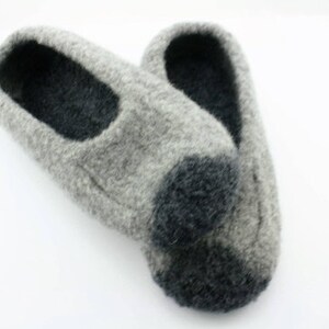 Women's felted wool slippers ready to ship two-color gray/gray