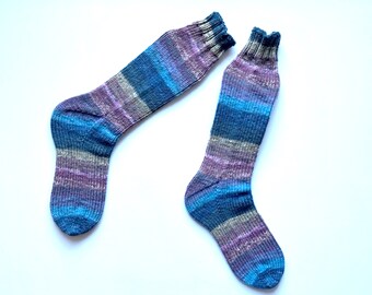 Womens handknit wool knee-high socks; medium size.