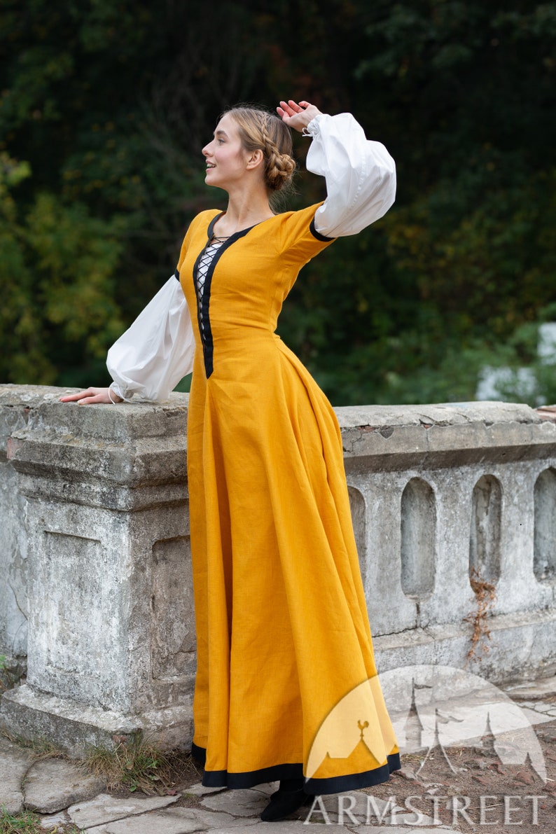 Armstreet Short sleeve medieval linen dress with lacing Townswoman LARP SCA Cosplay Ren Fair Medieval Renaissase Fantasy dress image 3