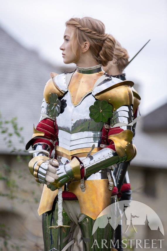 Female Knight Armor made of blackened spring steel “Dark Star”