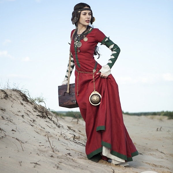 Armstreet Steampunk Dress "The Alchemists daughter"; LARP; SCA; Cosplay; Ren Fair; Medieval Fantasy; Historical costume