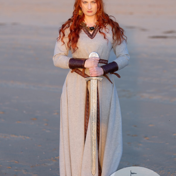 Armstreet Viking Linen Dress "Eydis the Shieldmaiden"; LARP; SCA; Ren Fest cosplay; Medieval dress Discounted Price!