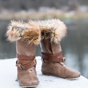 Embossed Leather Boots With Faux Fur knut the Merry Viking - Etsy