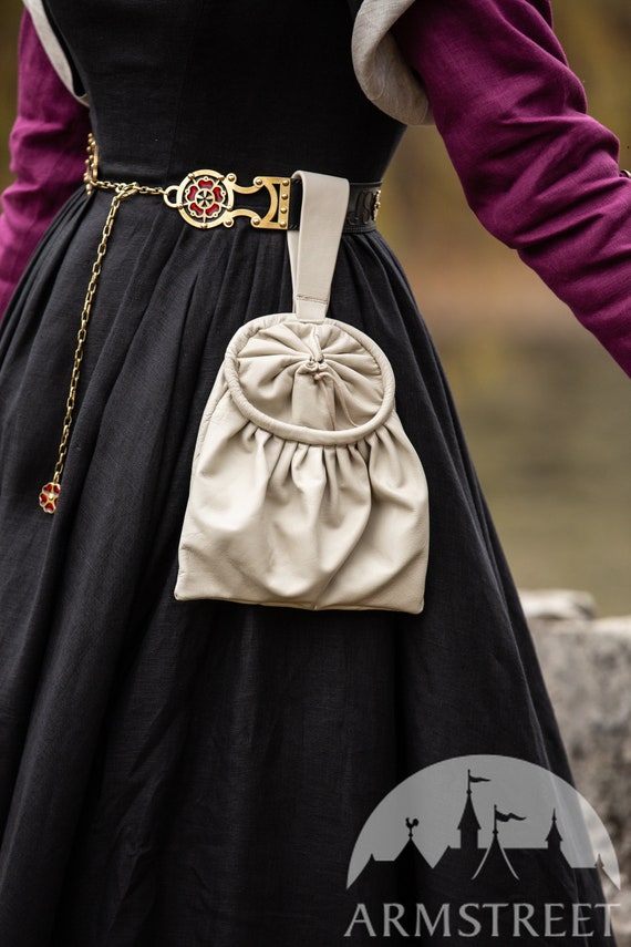 10% OFF 16th Century Leather Ring Bag 