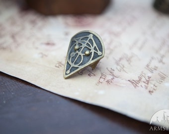 Anillo para el pulgar de Armstreet "La hija de los Alquimistas"; LARP; SCA; Cosplay del Festival Ren; Atuendo de mago, joyas arcanistas.