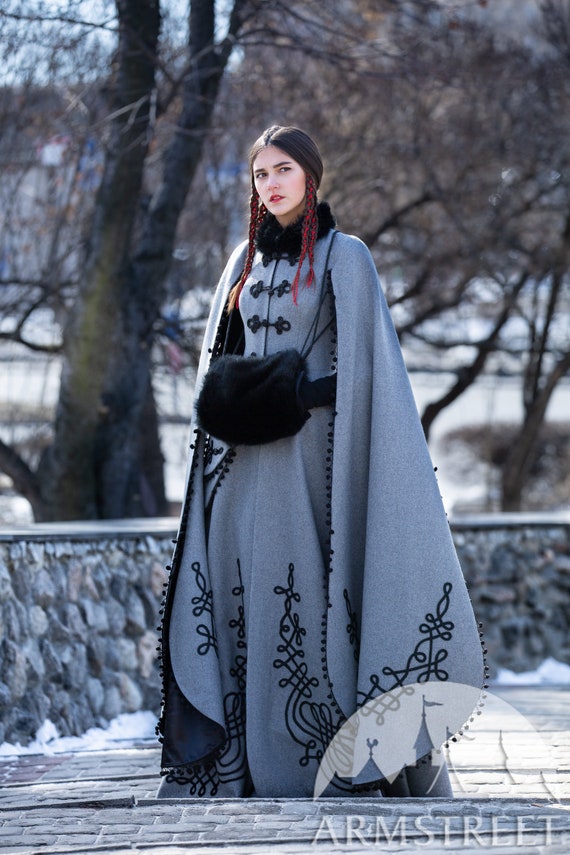 Medieval winter clothing discount