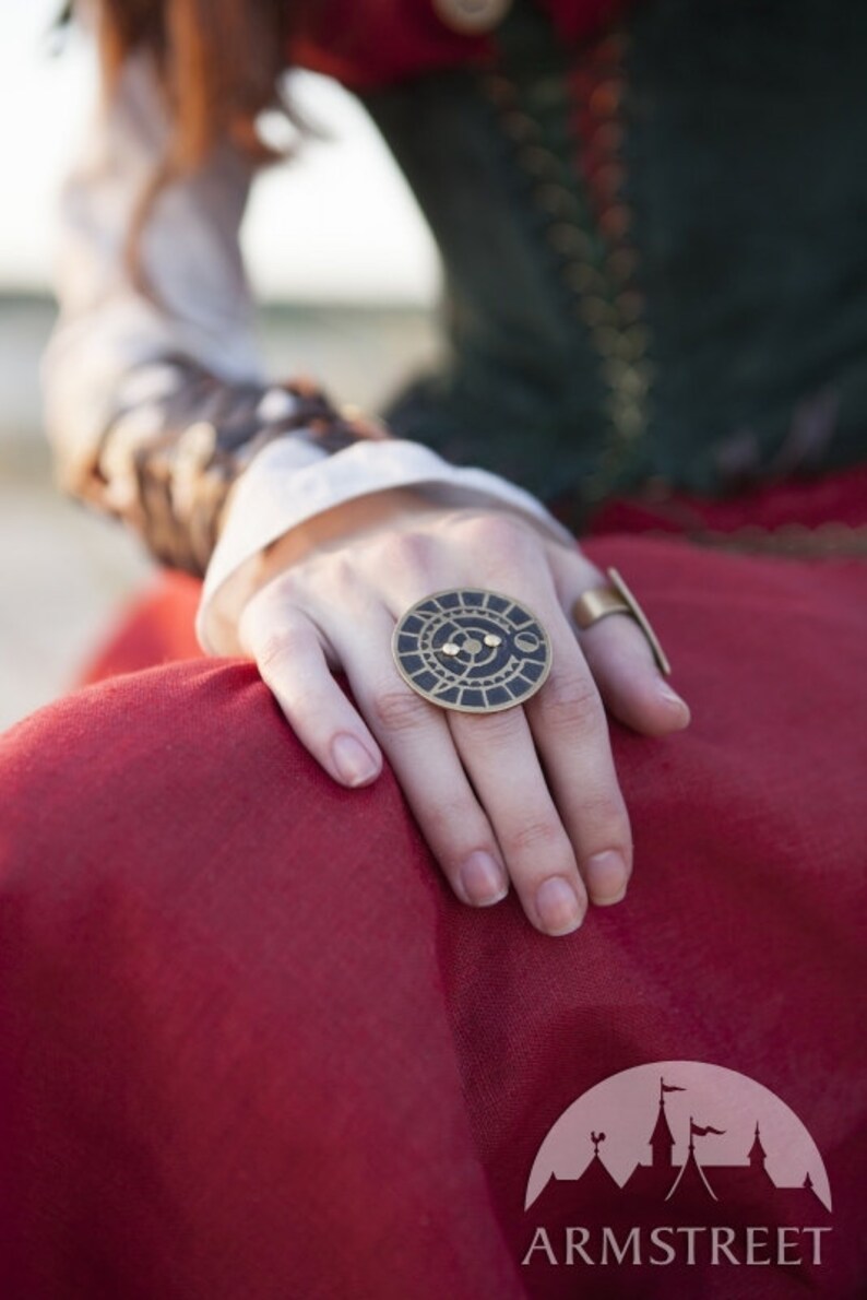 18/% DISCOUNT Steampunk Ring The Alchemists daughter; brass ring; fantasy ring; magic ring
