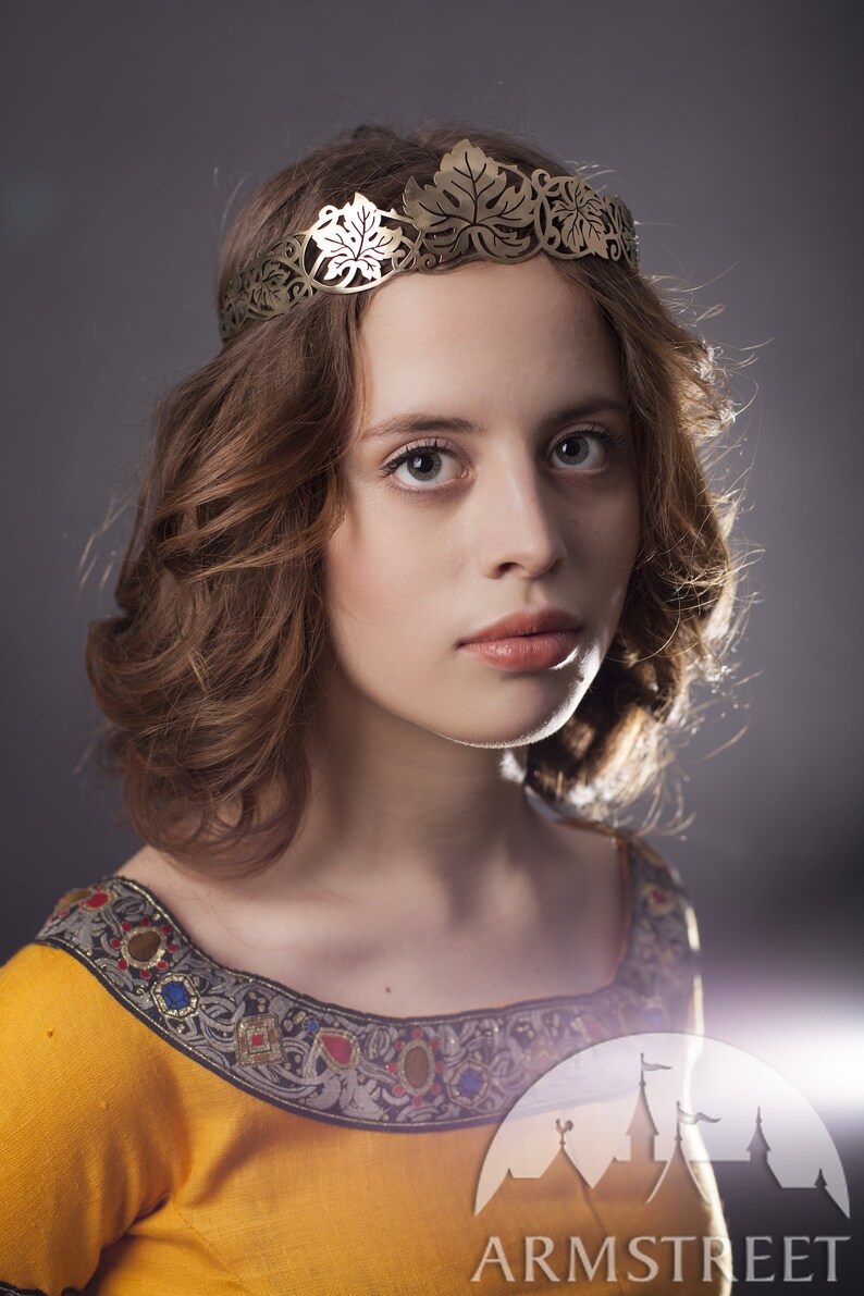 medieval princess crown