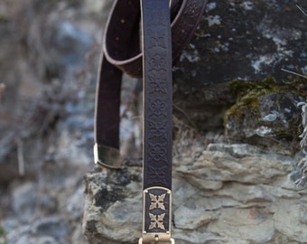 Cinturón de soldado medieval en relieve de Armstreet "Sabueso de la guerra"; Cinturón de combate europeo del siglo XV; LARP; SCA; Accesorio militar Ren Fest