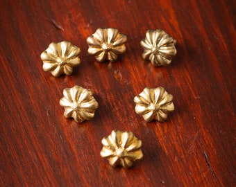 Museum quality functional armor rivets 'Flower'; Set of 6 brass cast rivets; Decorative Hardware for secure fastening; DIY accessories