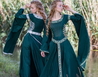 Armstreet Cotton dress with long sleeves and pleated bodice “Water Flowers”; Medieval; Renaissance; LARP; SCA; Cosplay; Historical dress