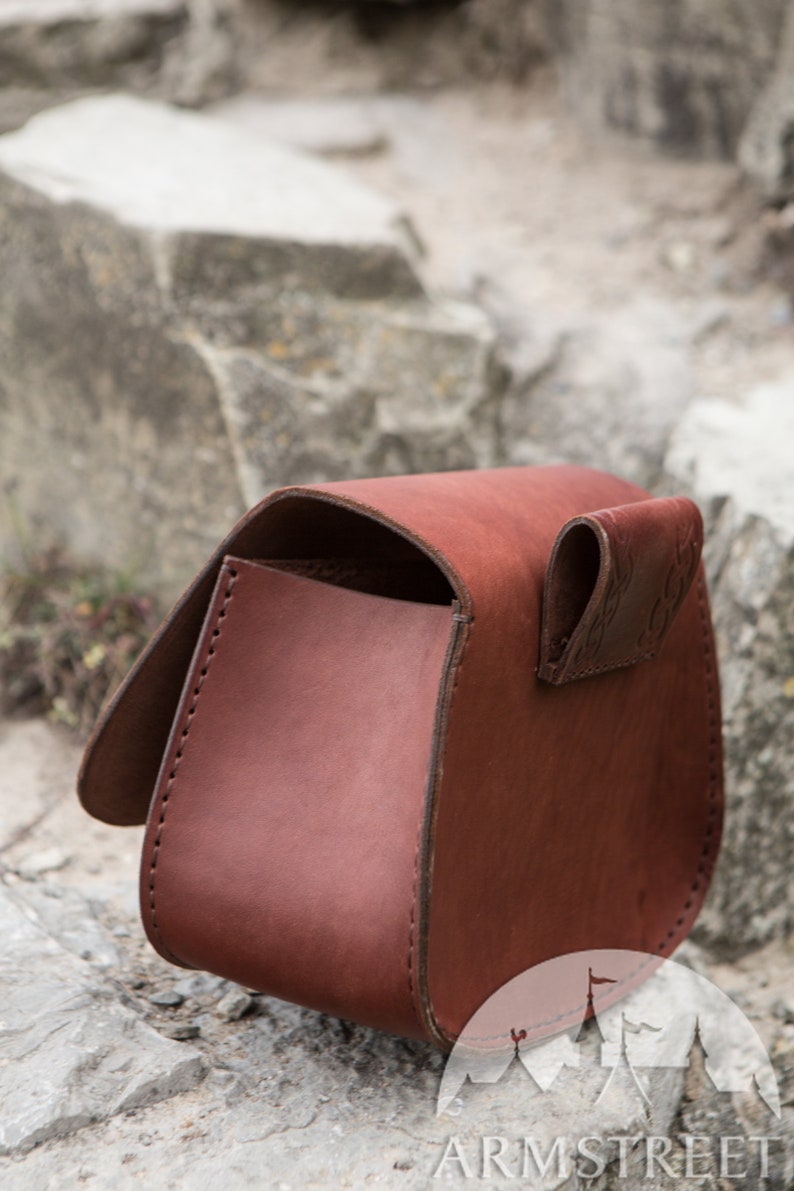 18/% DISCOUNT Celtic War Bag; Medieval Men/'s Pouch; Viking Leather Bag; Medium bag; Medieval Embossed War Bag