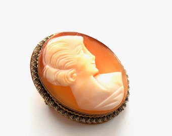 Vintage Cameo Brooch Pin Pendant Translucent Hand Carved Shell Bezel Set