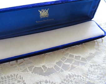 Vintage Hudson's Bay Co. Sadly Ceased Operations This Year... Gift Presentation Box Souvenir