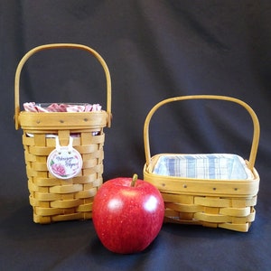 Longaberger handgeweven opbergmand, vintage verzamelobject container met houten handvat, keukenaccessoire