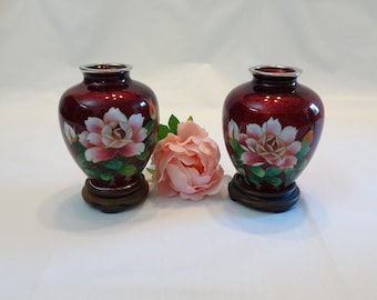 Small Japanese Pigeon Blood Red Ginbari Vase on Wooden Stand, Vintage Foil Cloisonné Enamel Floral Vase, Collectible Asian Decorative Accent