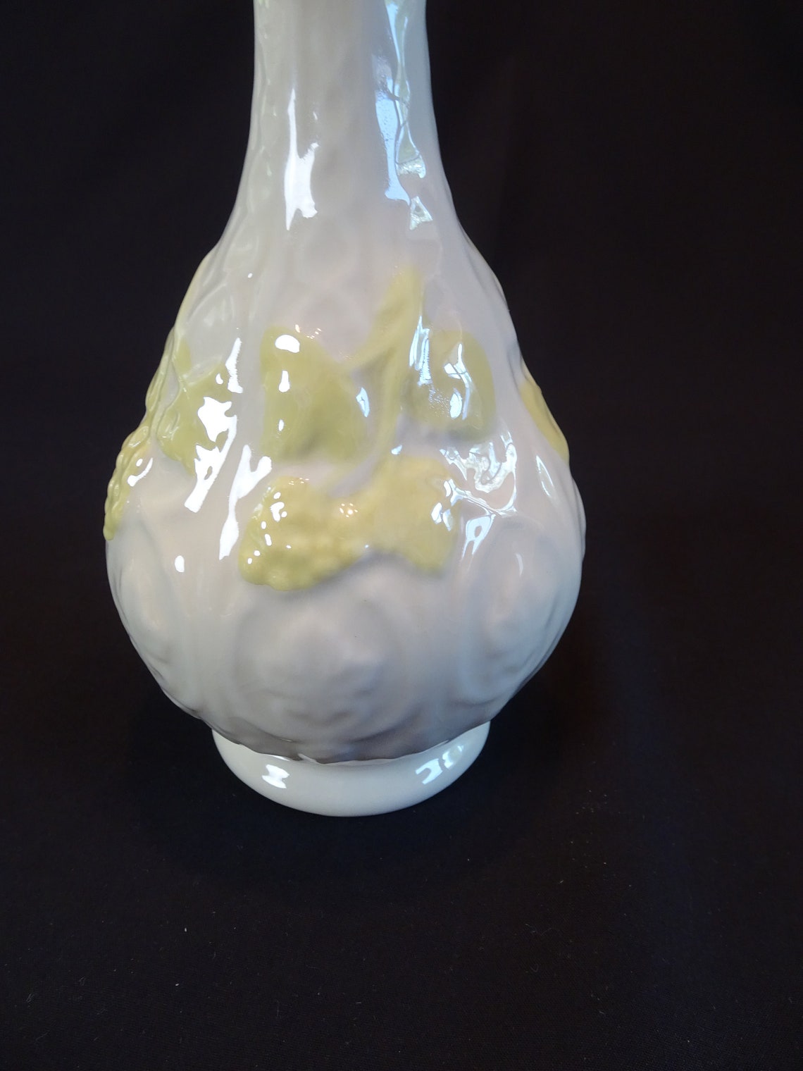 Belleek Yellow Grape & Vine Vase Vintage Embossed Fruit Etsy