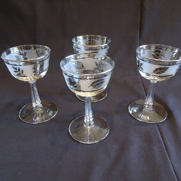 Libby Silver Leaf Cocktail Glasses, Set of 4, Vintage Mid-Century Alcoholic Beverage Stemmed Cup, Bar Glassware Accessory