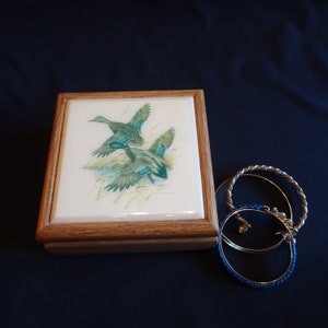 Duck in Flight Wooden Dresser Box, Vintage Kimberly Graphic Art Tile Covered Square Jewelry Storage Container