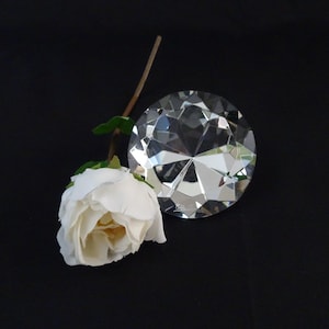 Oleg Cassini Cut Crystal Diamond Paperweight, Vintage Faceted Gemstone Sculpture, Collectible Sculpted Gem Keepsake