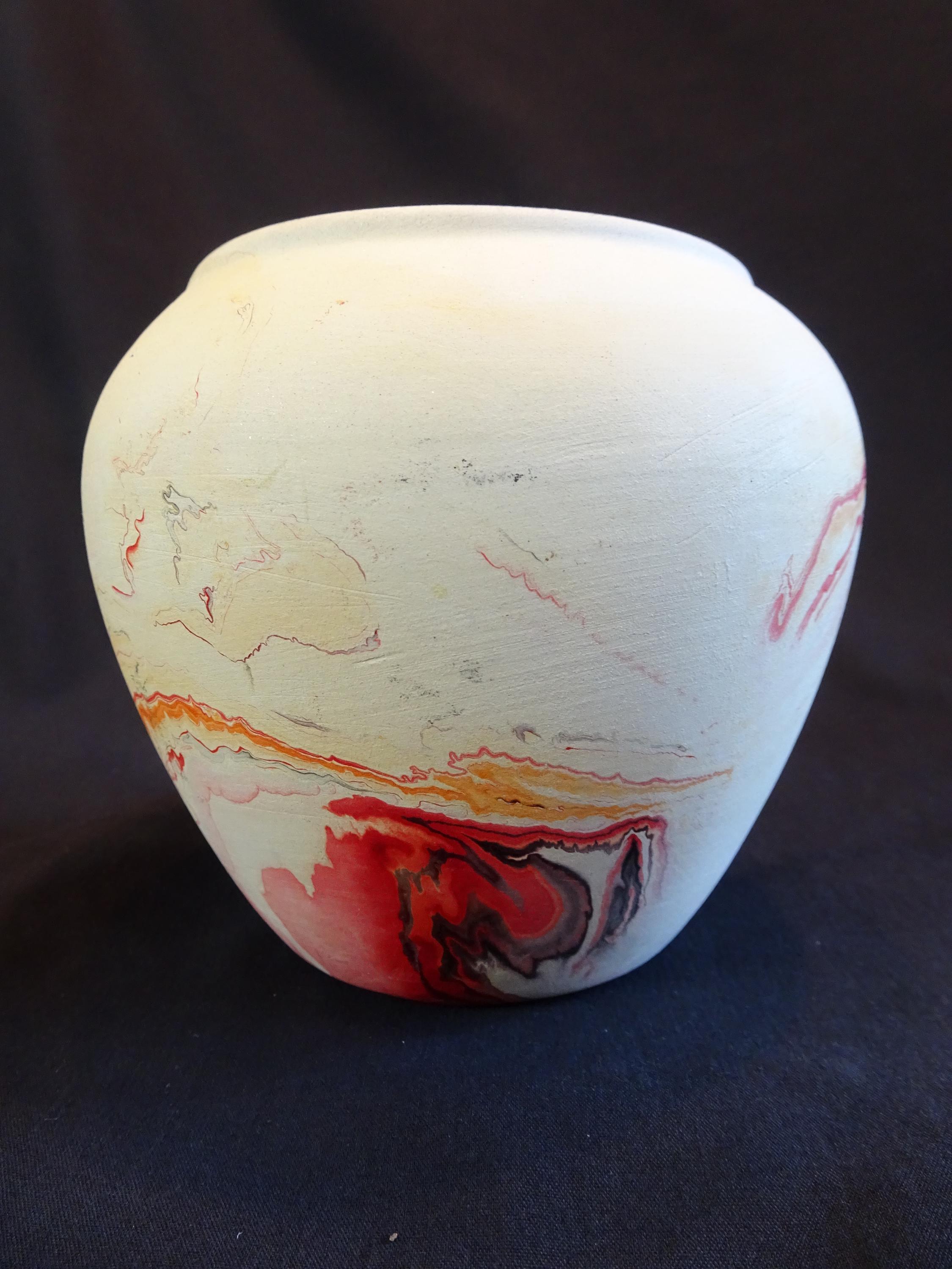 NEMADJI ネマジ ヴィンテージ　花瓶　ネイティブアメリカン　工芸品　陶器 VINTAGE】Nemadji Pottery Flower Base ”Made In USA”を明日、2023年9