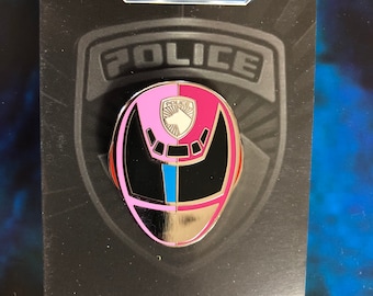 Power Rangers SPD Pink Ranger Syd Helmet Pin