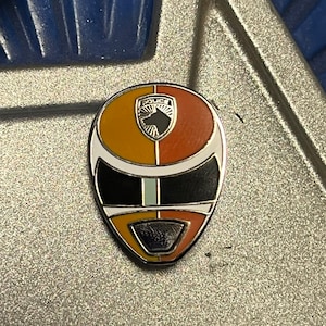 Épingle en émail pour casque Power Rangers SPD Orange Ranger