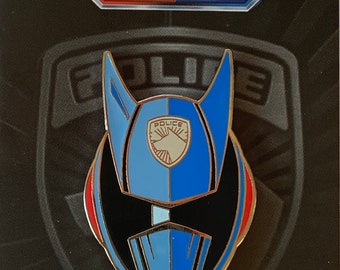 Power Rangers SPD Shadow Ranger "Doggie Cruger" Helmet Pin