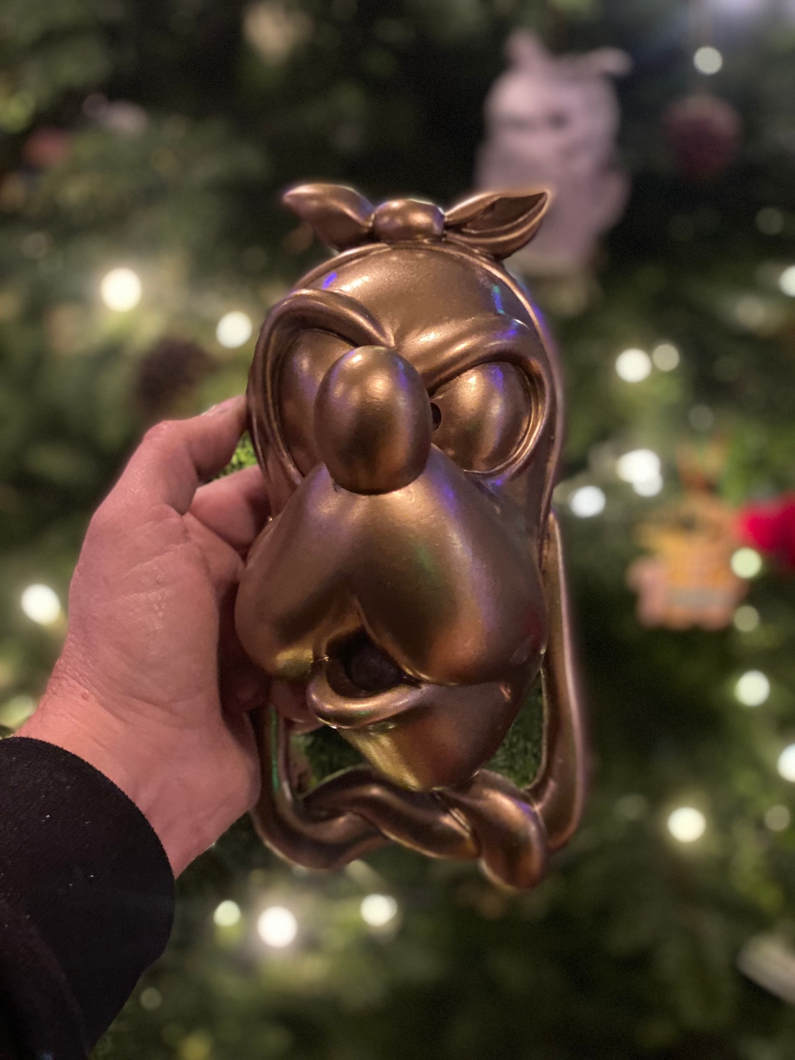 Christmas Carol Door Knocker 