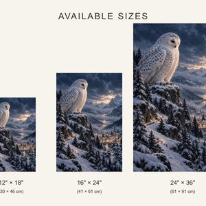 Może przedstawiać: Trzy pionowe wydruki ścienne przedstawiające sowę śnieżną siedzącą na klifie nad zimową wioską. Tekst AVAILABLE SIZES znajduje się nad trzema rozmiarami 30 x 46 cm, 41 x 61 cm oraz 61 x 91 cm wraz z odpowiednikami w calach.