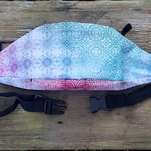 Fanny Pack - Inverse Tessellation