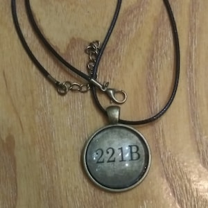 221B Sherlock Holmes pendant necklace, keychain option, jewelry 221B Baker Street