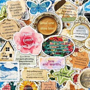 Confezione da 50 adesivi con citazioni retrò, adesivi con messaggi motivazionali, adesivi con collage estetici, adesivi artistici incoraggianti per laptop, tazze e agende.