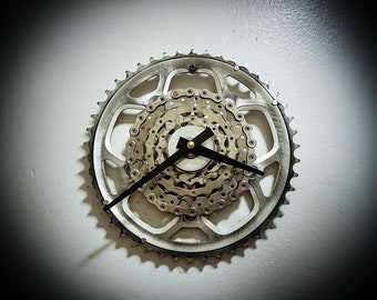 Bike Gear Wall Clock, Steampunk Decor, Industrial Gift For Cyclists, Triathlete Award