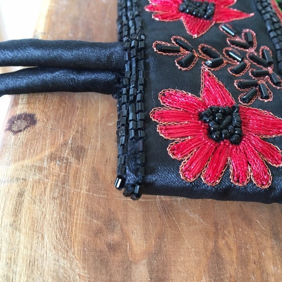 Beaded Embroidered Japanese Black Red Purse // Ja… - image 7