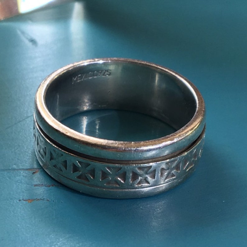 Spinner Ring Sterling Silver .925 Cross Ring Size 14