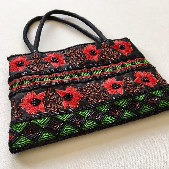 Beaded Embroidered Japanese Black Red Purse // Ja… - image 9