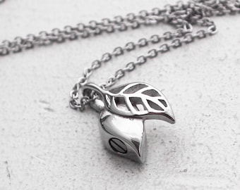 Leaf Urn Necklace | Unique Cremains Pendant | Leaf Urn Jewelry | Memorial Pendant | Nature Jewelry